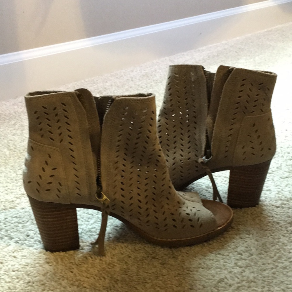 Open-Toed Booties - Picture 3 of 5